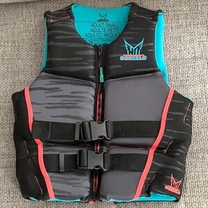 Scheels HO Sports Black and Gray Life Vest Neoprene Adult Small